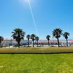 Sao Sebastiao - 1 Bedroom Oceanfront With Pool Lägenhet *