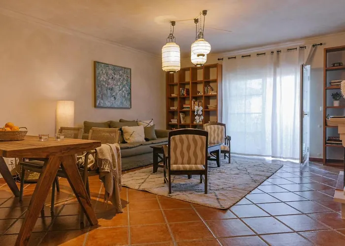 Sao Sebastiao - 1 Bedroom Oceanfront With Pool Διαμέρισμα Ericeira